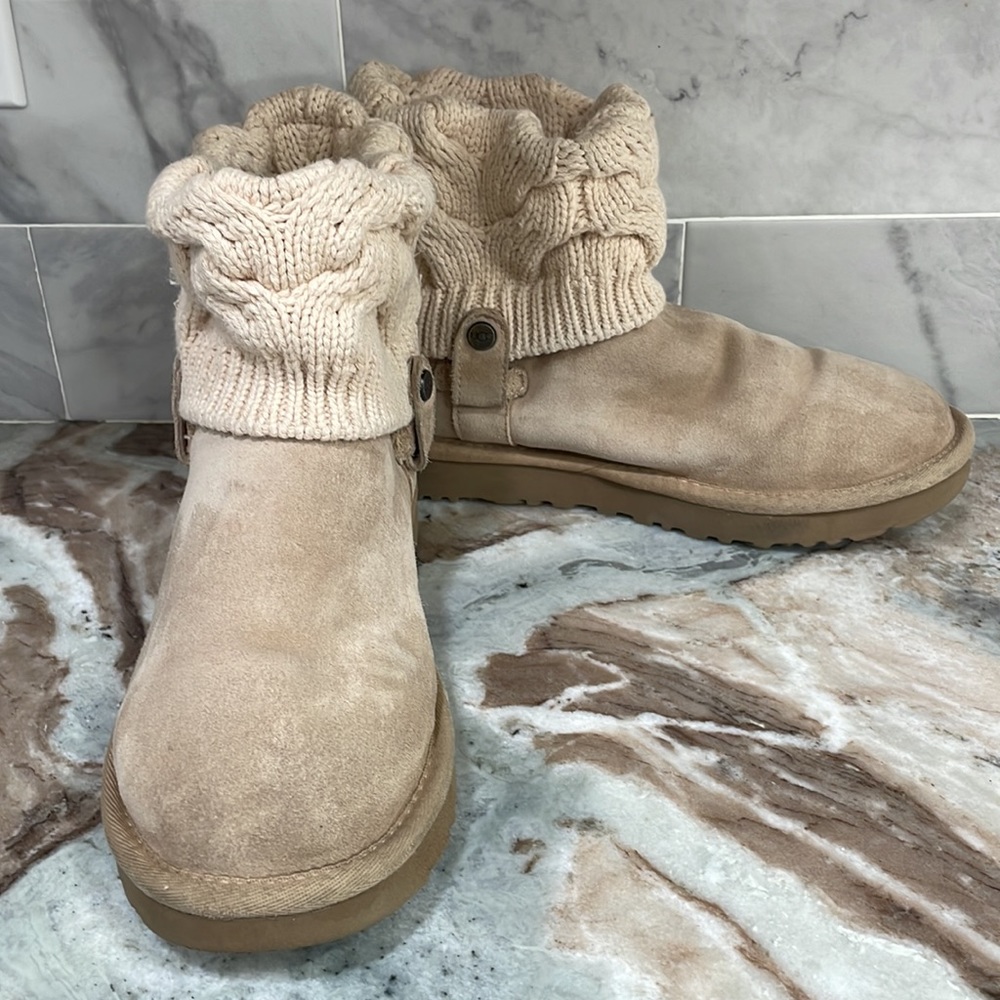 GUC UGG SAELA Knit Suede Cable Sweater Sheepskin Driftwood Cuff BOOTS Size 7